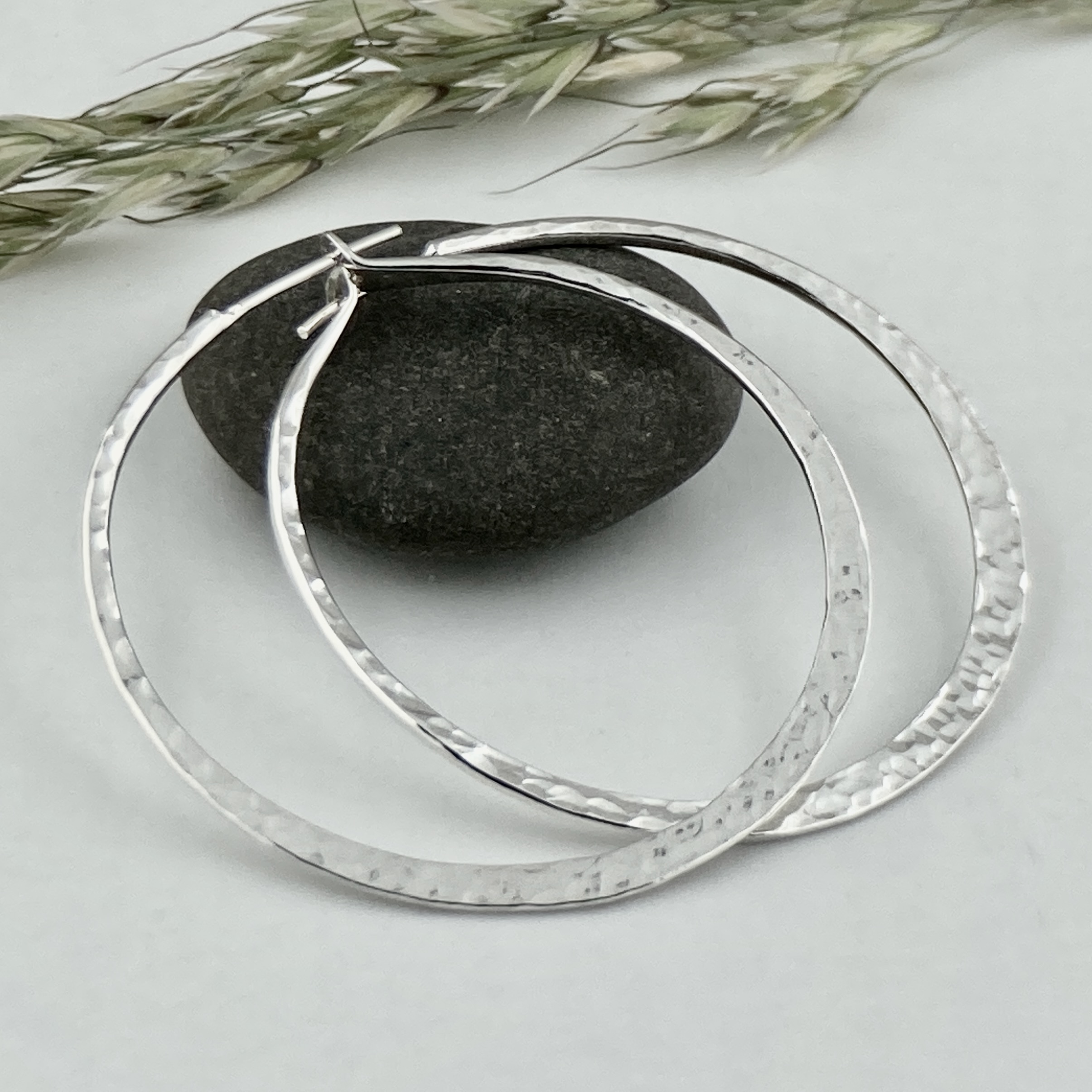 hoop earrings - round medium - Argentium silver