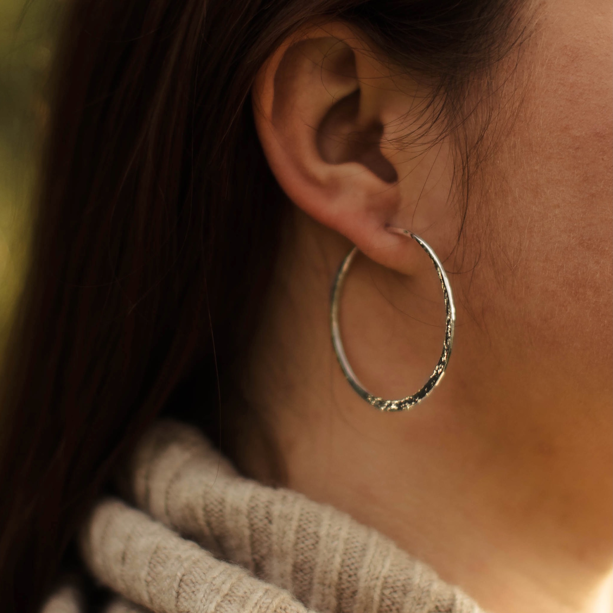 hoop earrings - round medium - Argentium silver - Image 5
