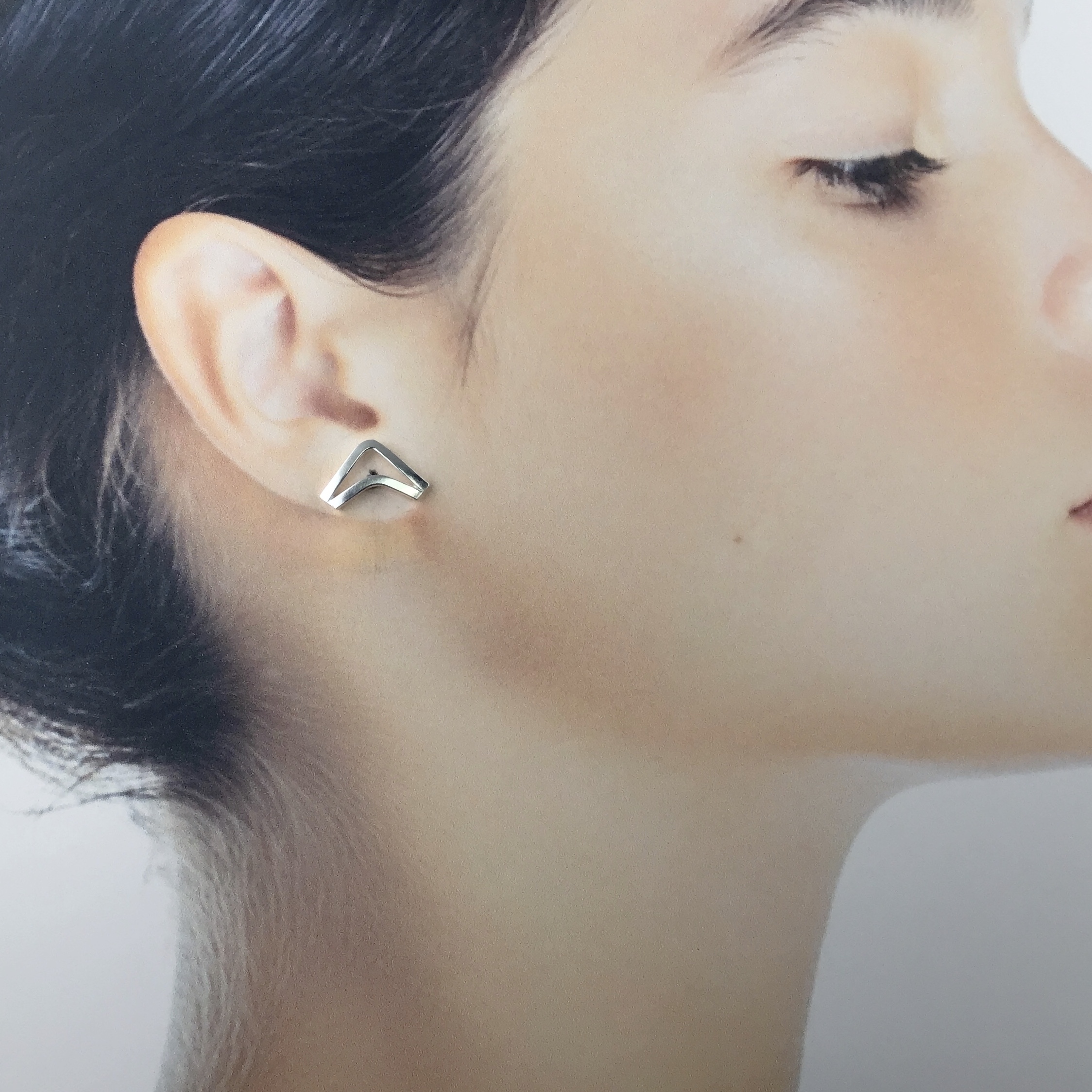 arrowhead earrings - post - Argentium silver - Image 3