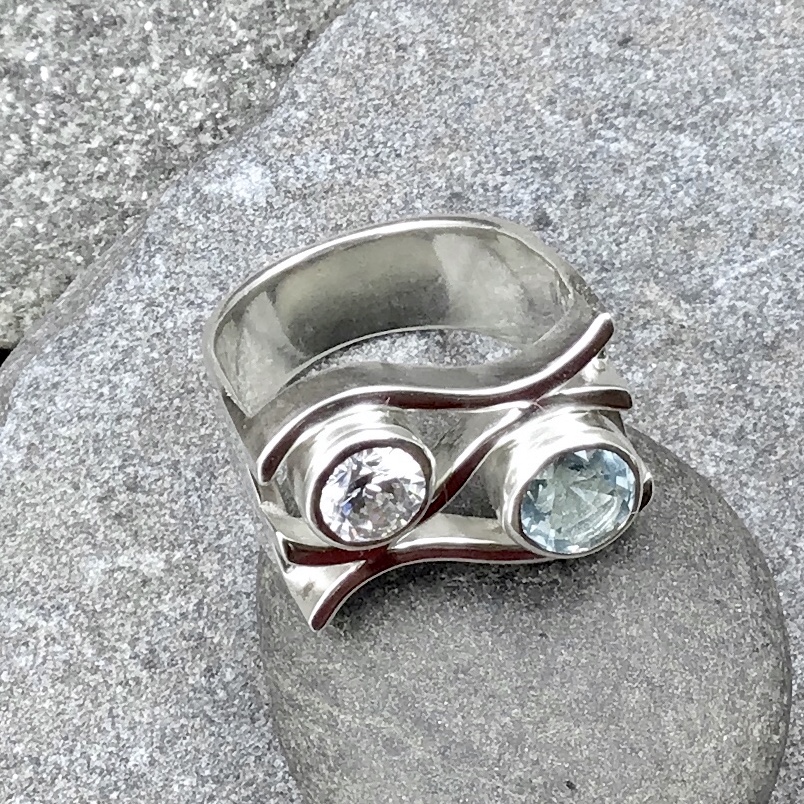 Aquamarine & Cubic Zirconia Ring – Size 7.5 – Argentium Silver Flag Band - Image 3
