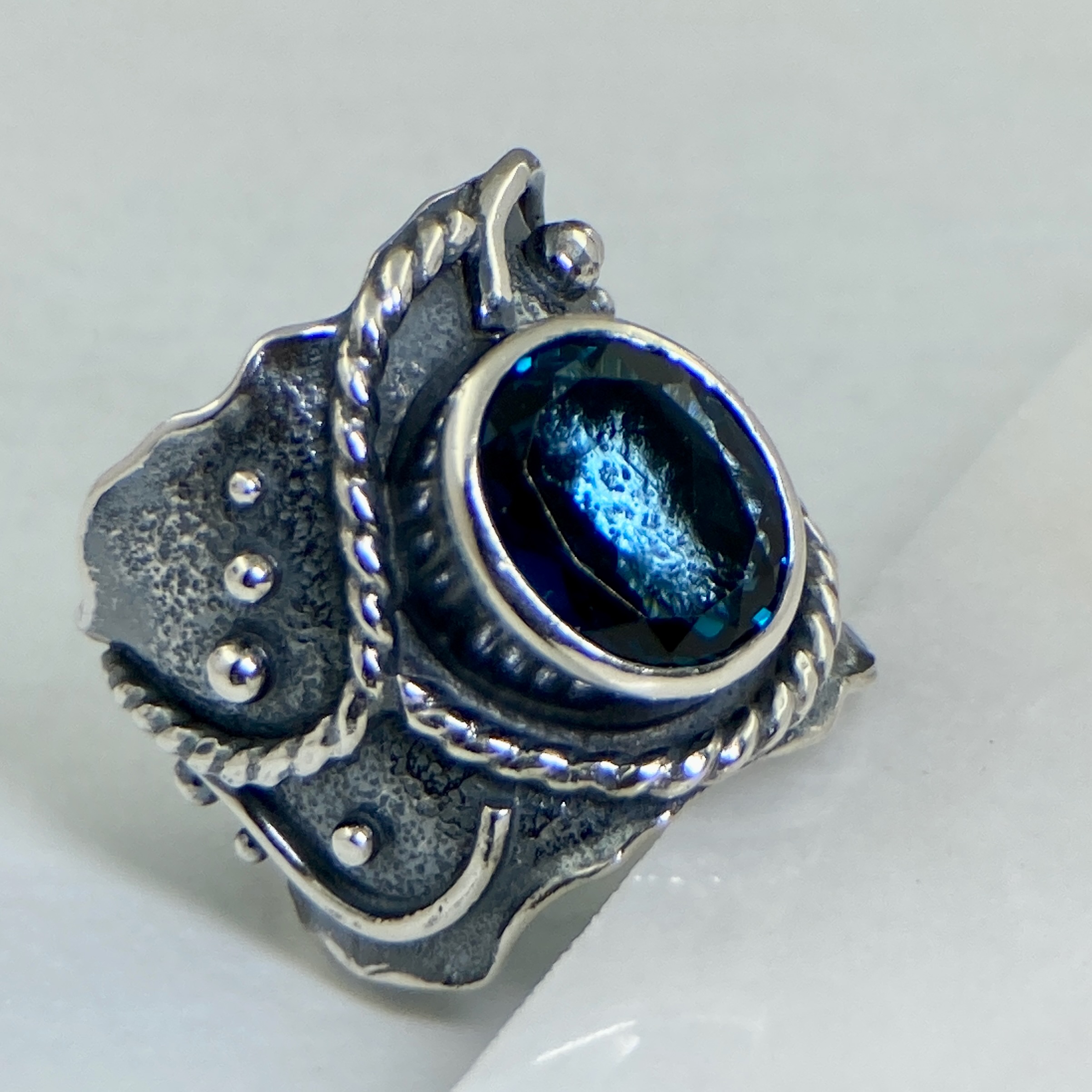 London Blue Topaz Ring – Size 11.25 – Argentium Silver Waves – 9 Carat - Image 3