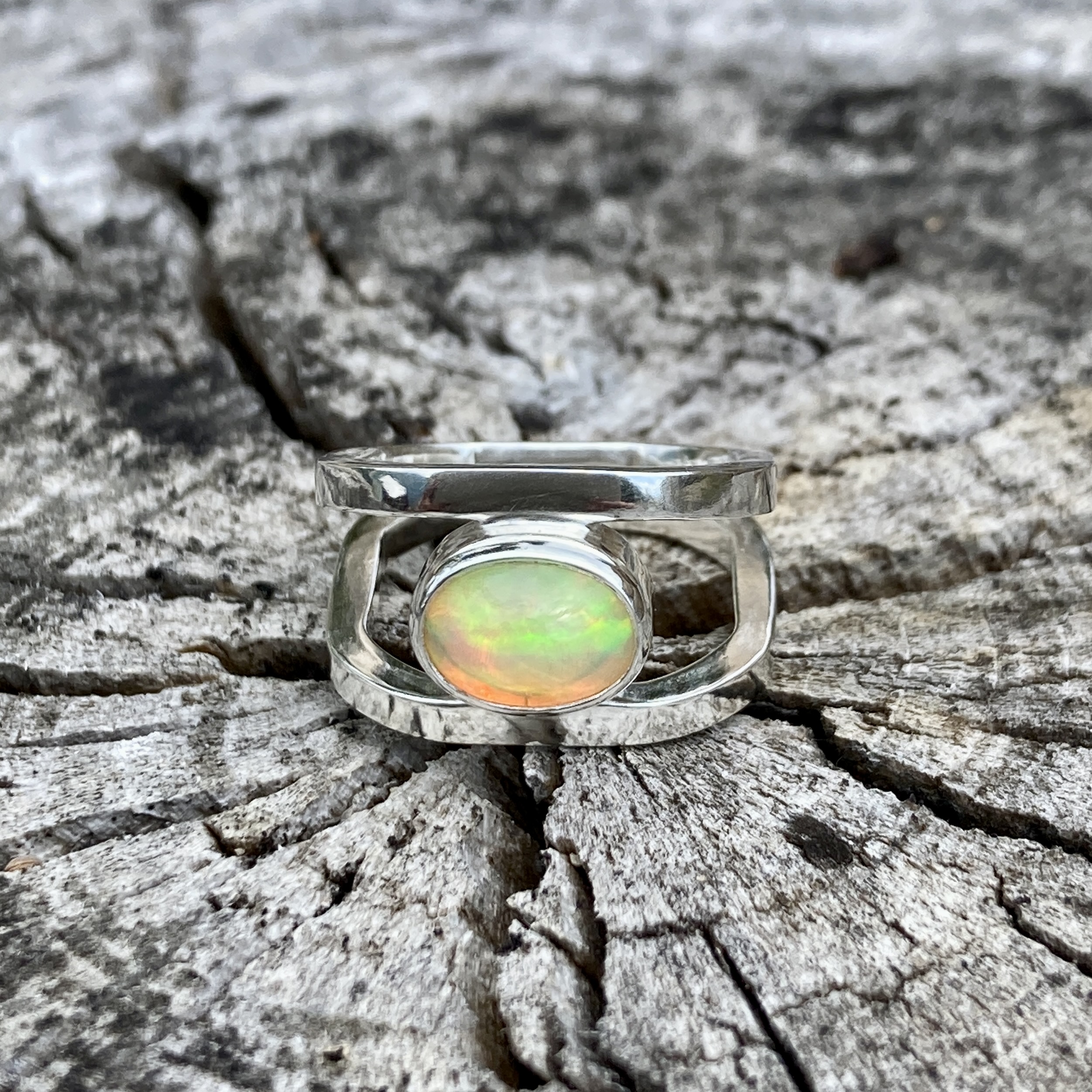 opal ring - size 6.25 - Argentium silver octagon double-band -1.6 carat - Image 3