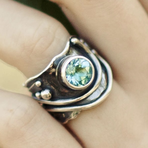 Swiss Blue Topaz Ring – Size 7.25 – Argentium Silver Waves – 2.5 Carat