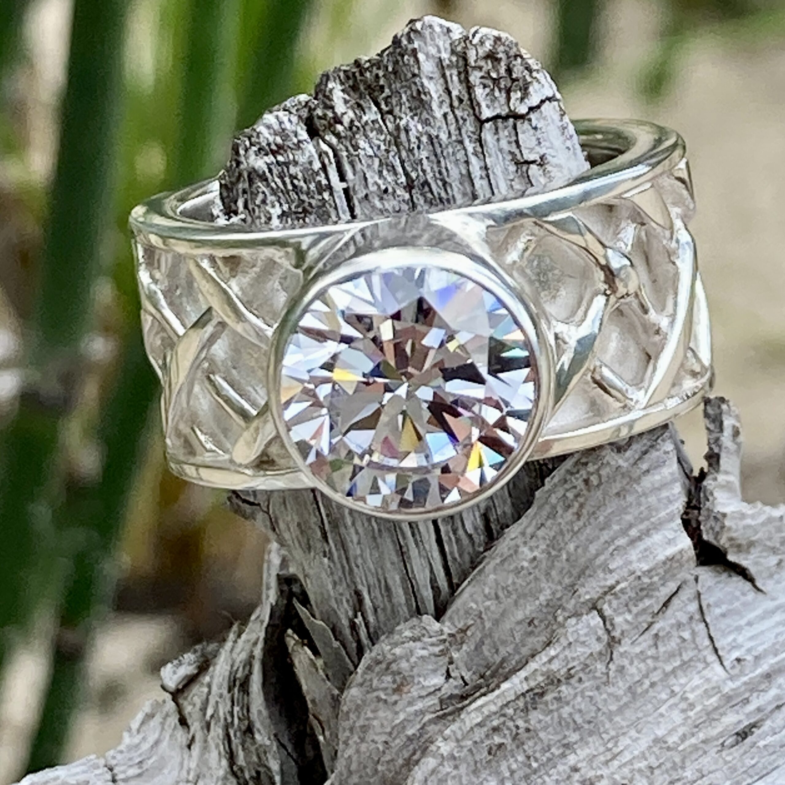 cubic zirconia ring - size 8.5 - Arg silver woven band - 7 carat