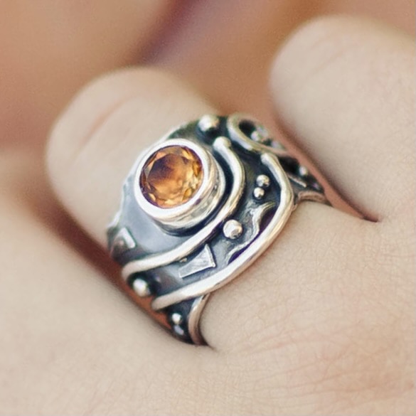 Citrine Ring – Size 8.75 – Argentium Silver Waves – 2 Carat - Image 3
