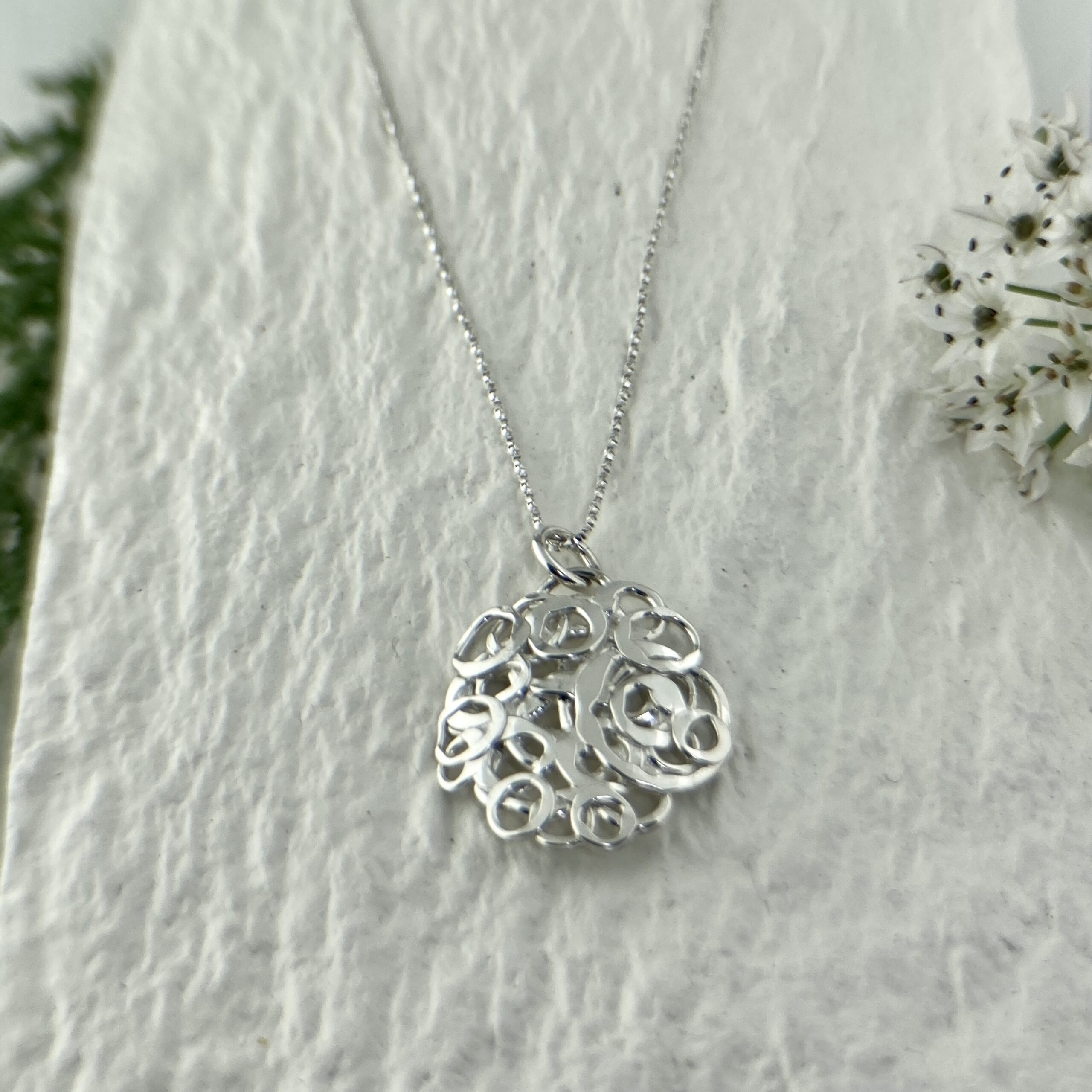 pebbles round pendant - Argentium silver - Image 3