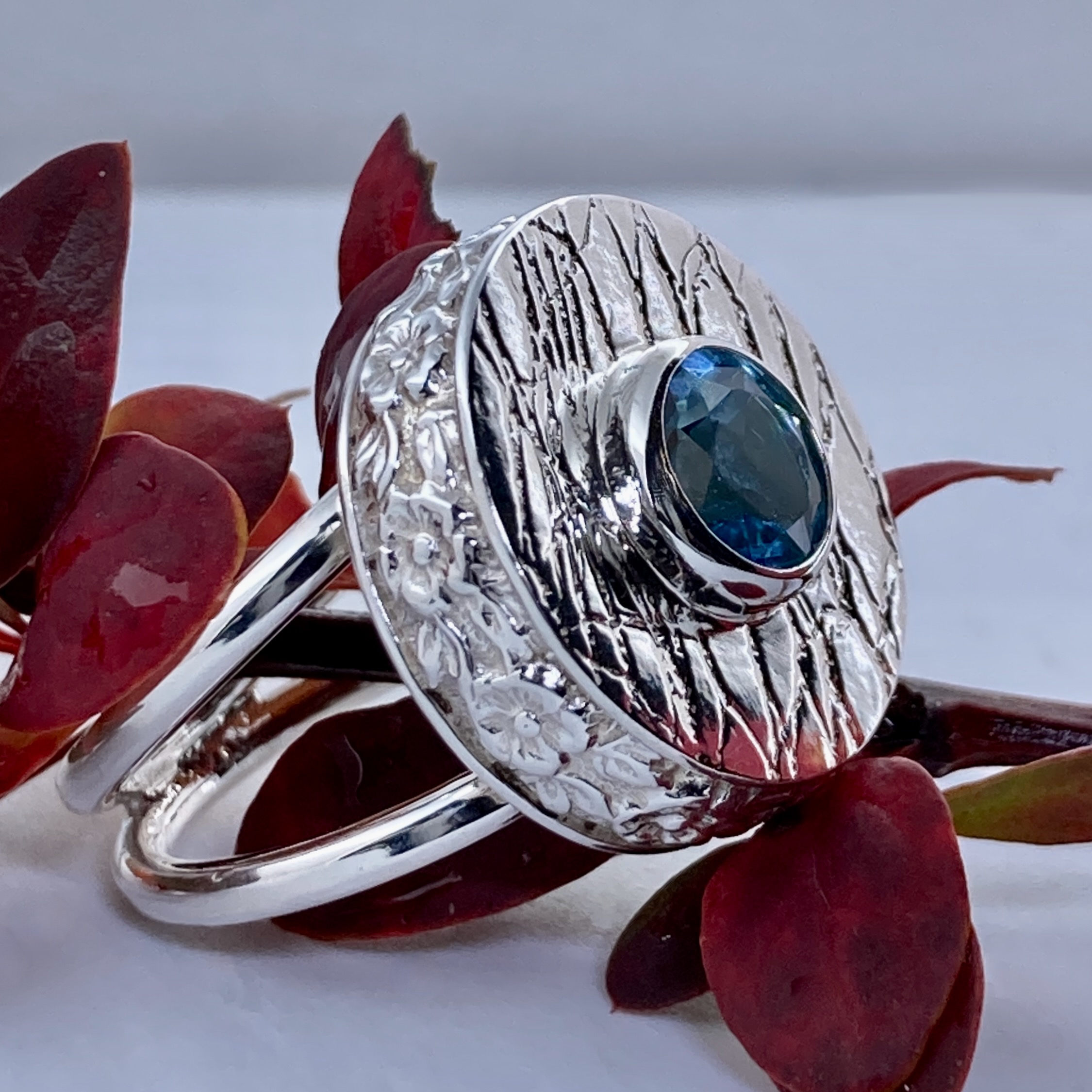 Aquamarine Ring – Size 7 – Argentium Silver Full Moon Double-Band – 3 Carat - Image 3