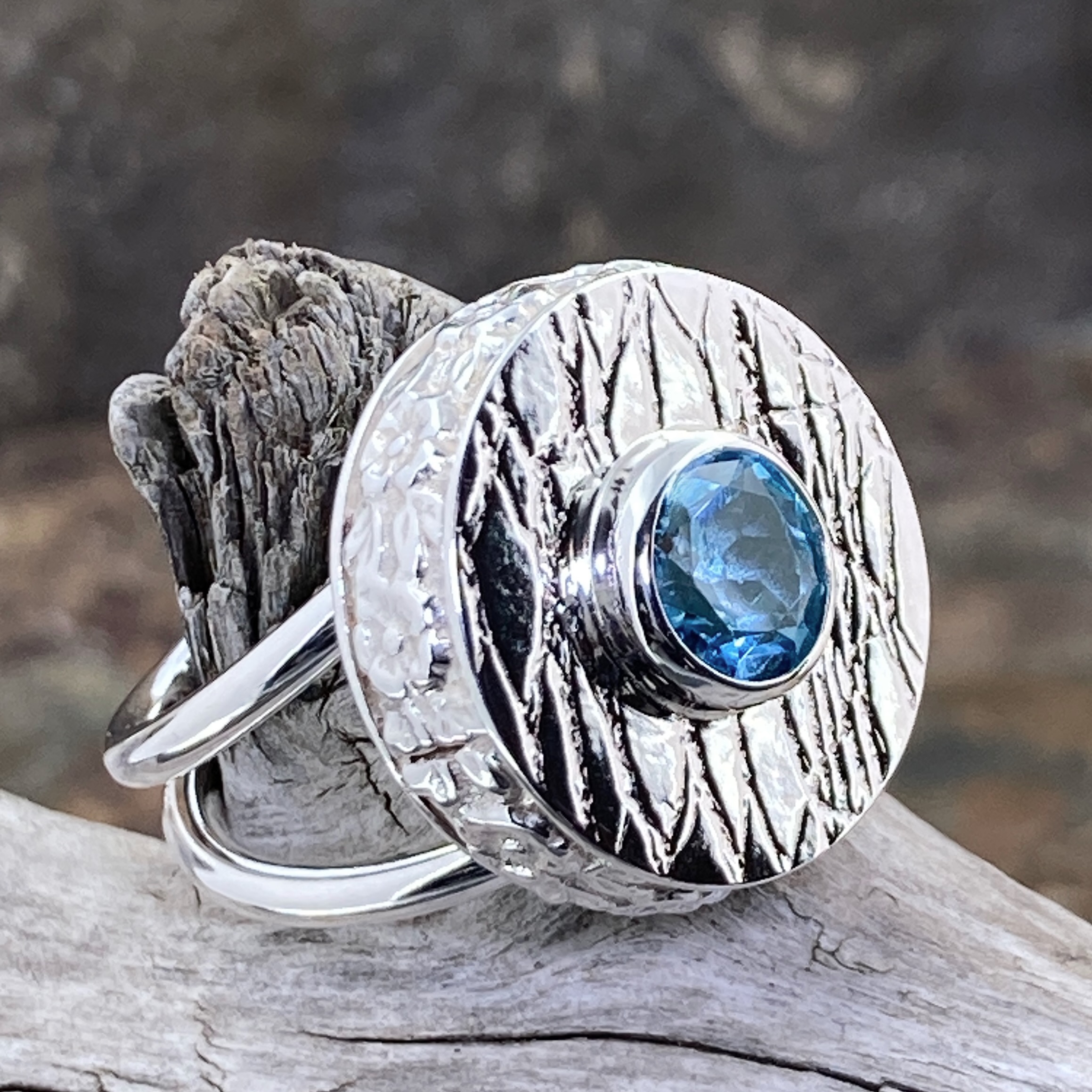 Aquamarine Ring – Size 7 – Argentium Silver Full Moon Double-Band – 3 Carat - Image 2