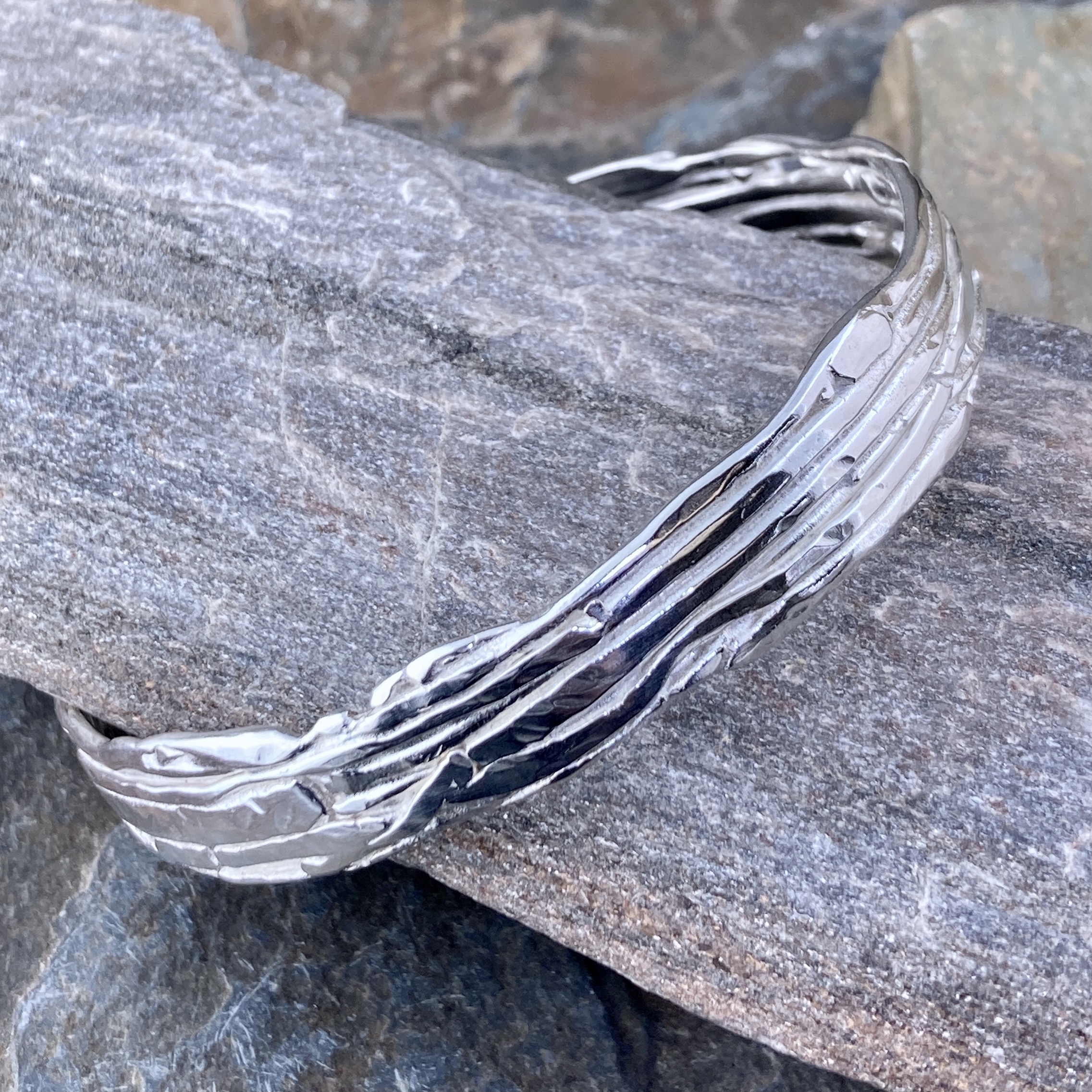 Argentium Silver Bark Bangle – Small - Polished
