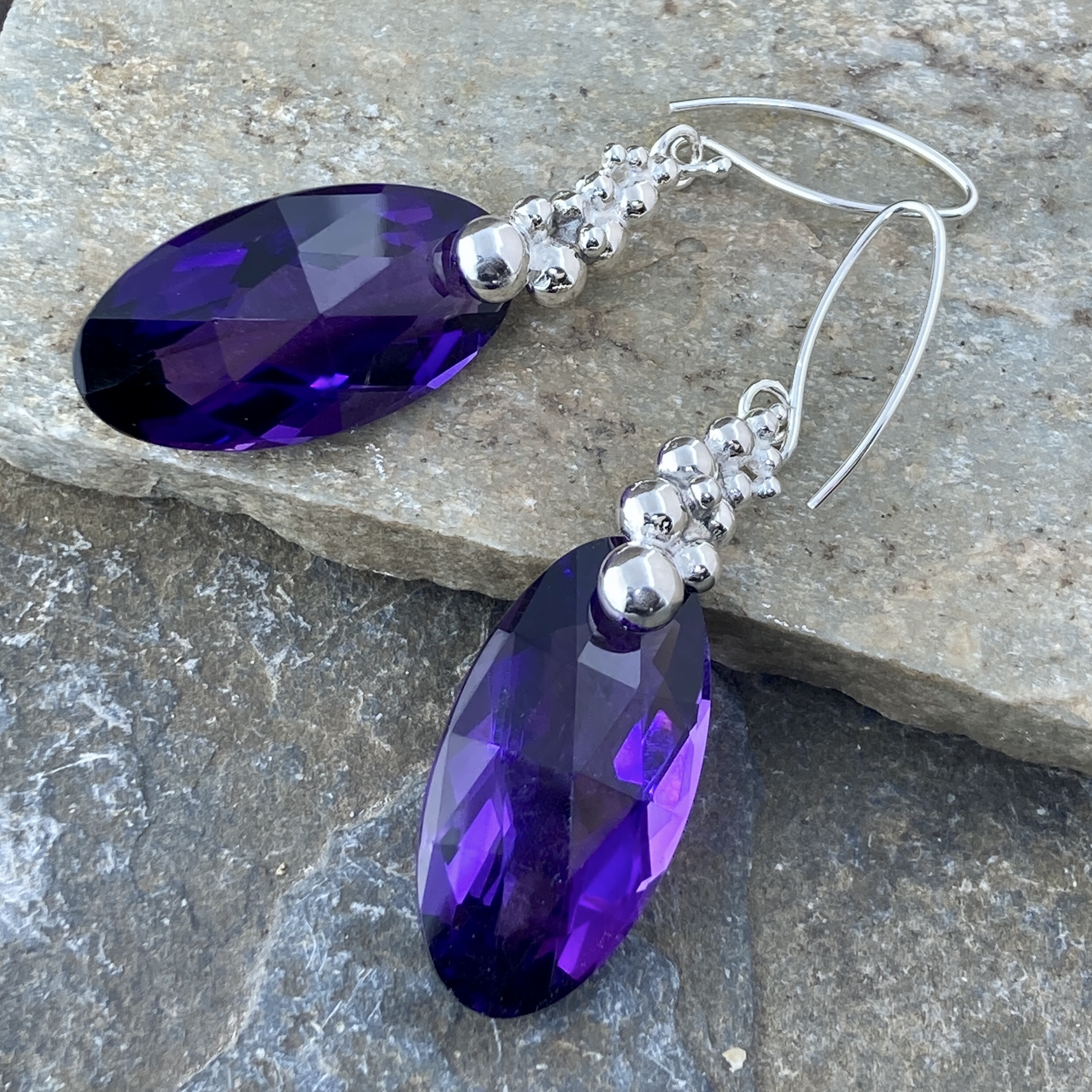 amethyst earrings - granules cap - Argentium silver - 41.1 carat