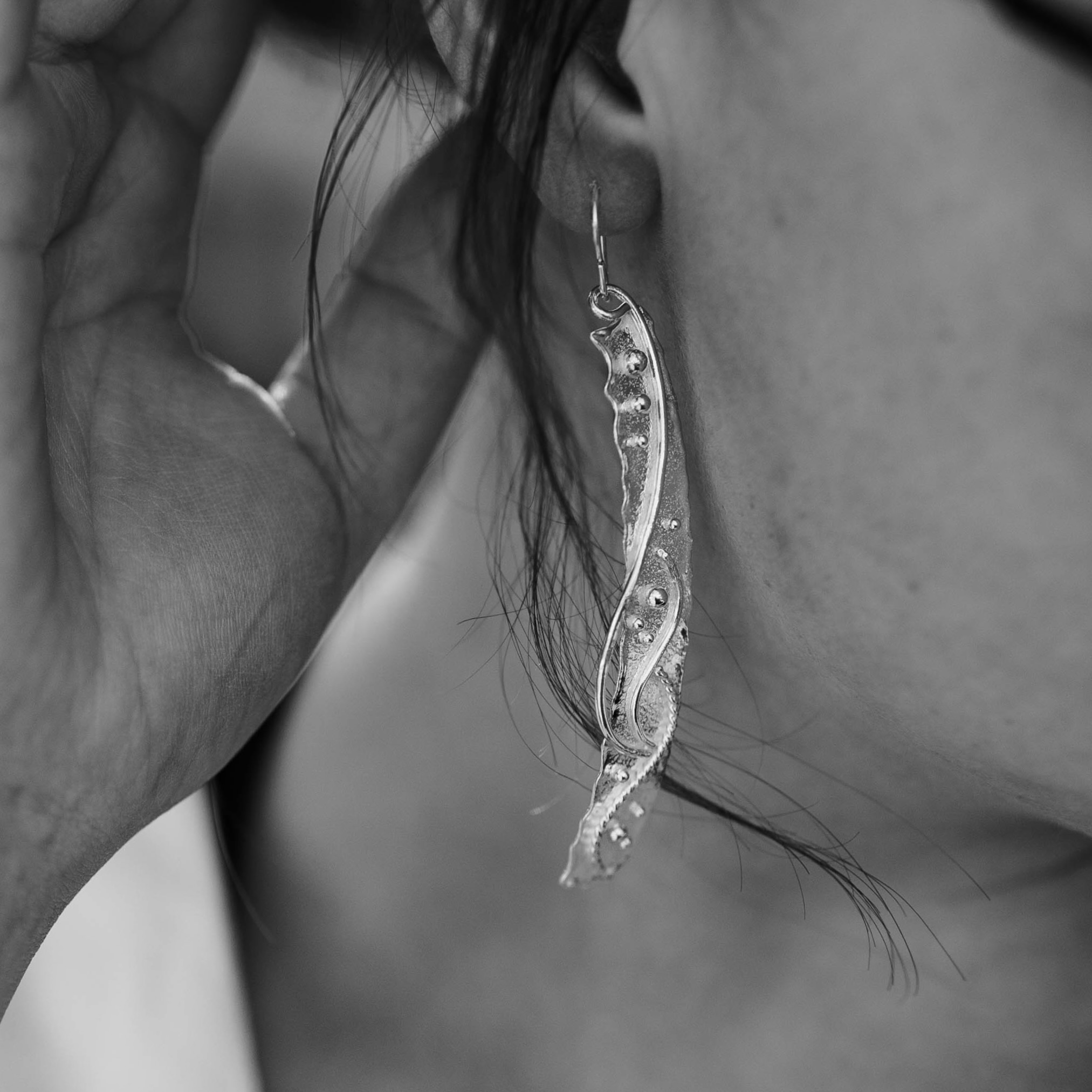 waves earrings - long bar - Argentium silver - Image 3