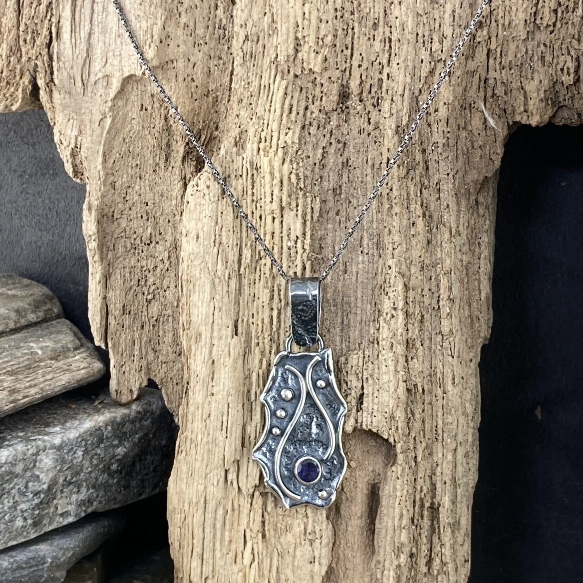 iolite pendant - Argentium silver waves - .75 carat - Image 3