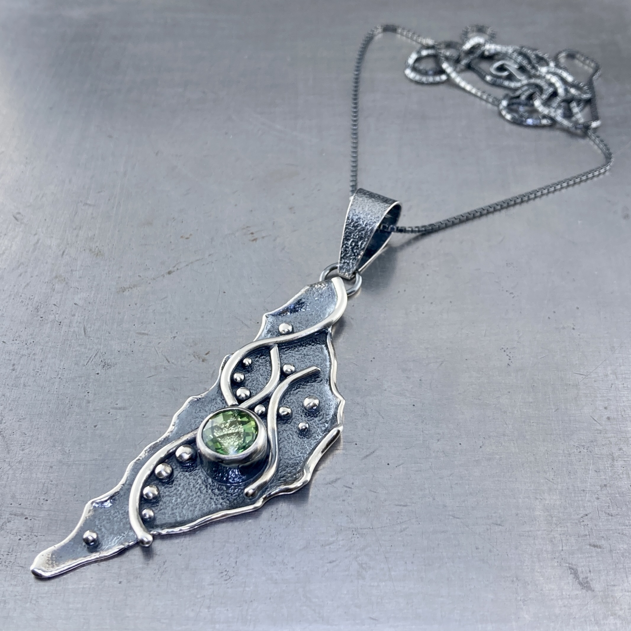 green amethyst pendant - Argentium silver waves - 2.5 carat