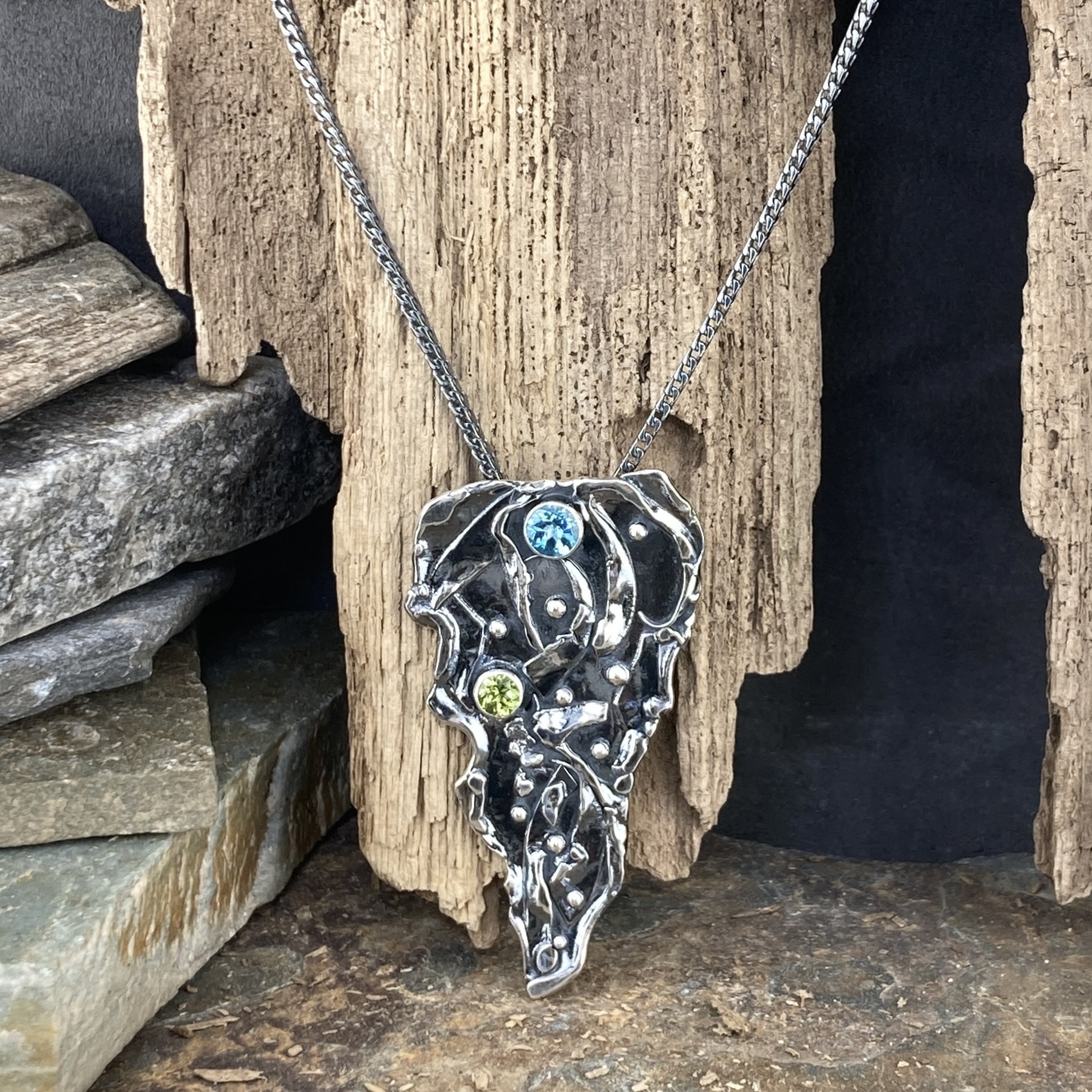 Swiss topaz, peridot pendant - antique Argentium silver waves - Image 3