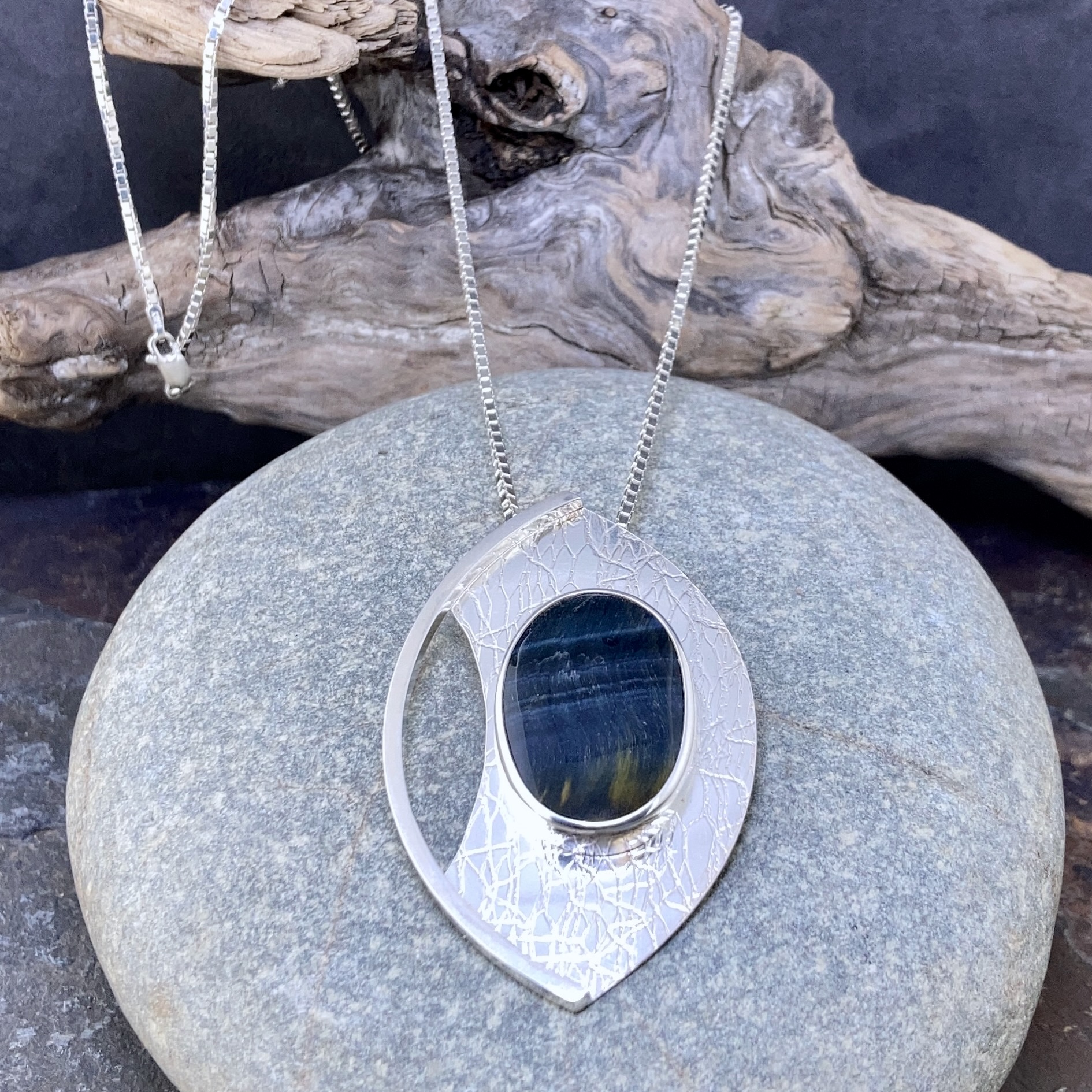 hawks eye pendant - Argentium silver marquise - Image 3