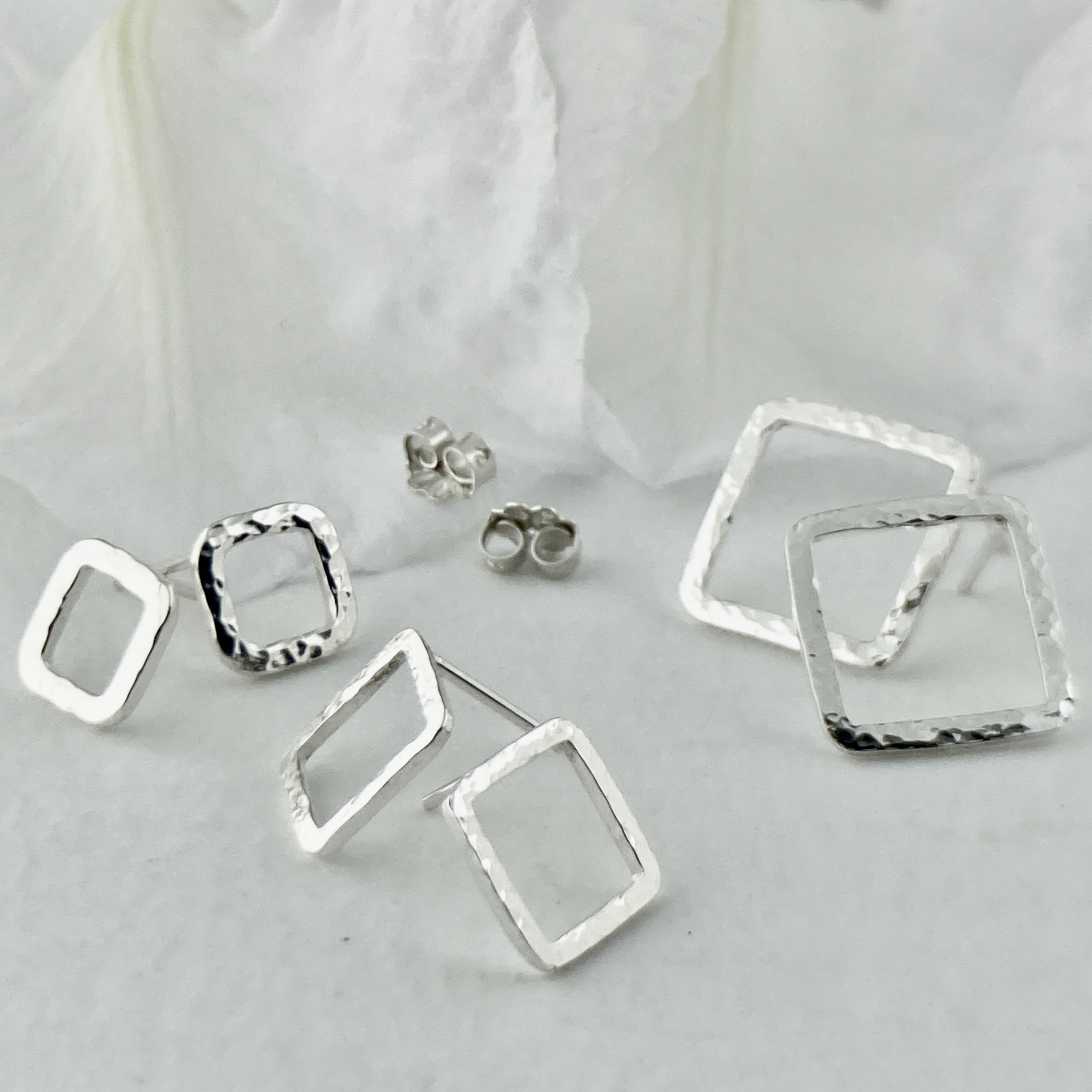 Square Post Earrings – Hammered Wire – Argentium Silver