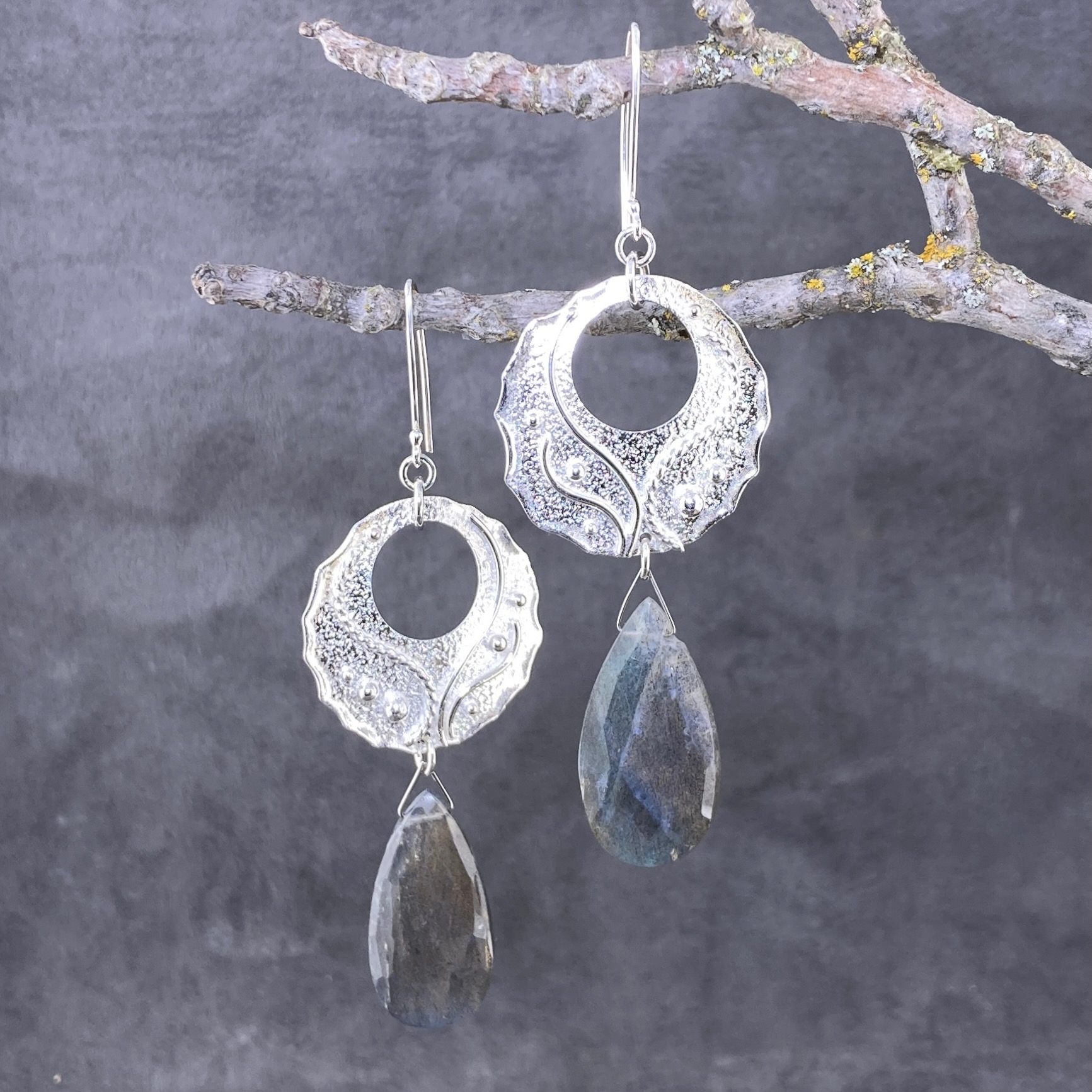 Labradorite earrings - hollow circle waves - Argentium silver - Image 3