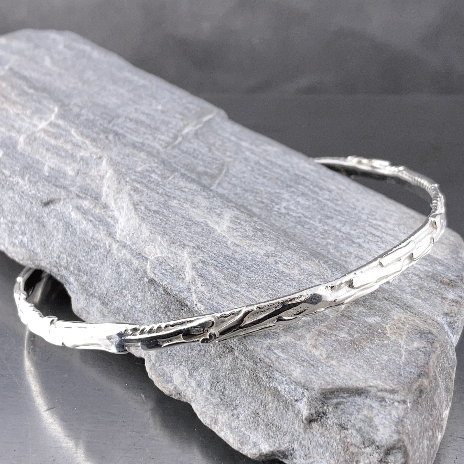 Argentium Silver Bark Bangle – Large - Polished