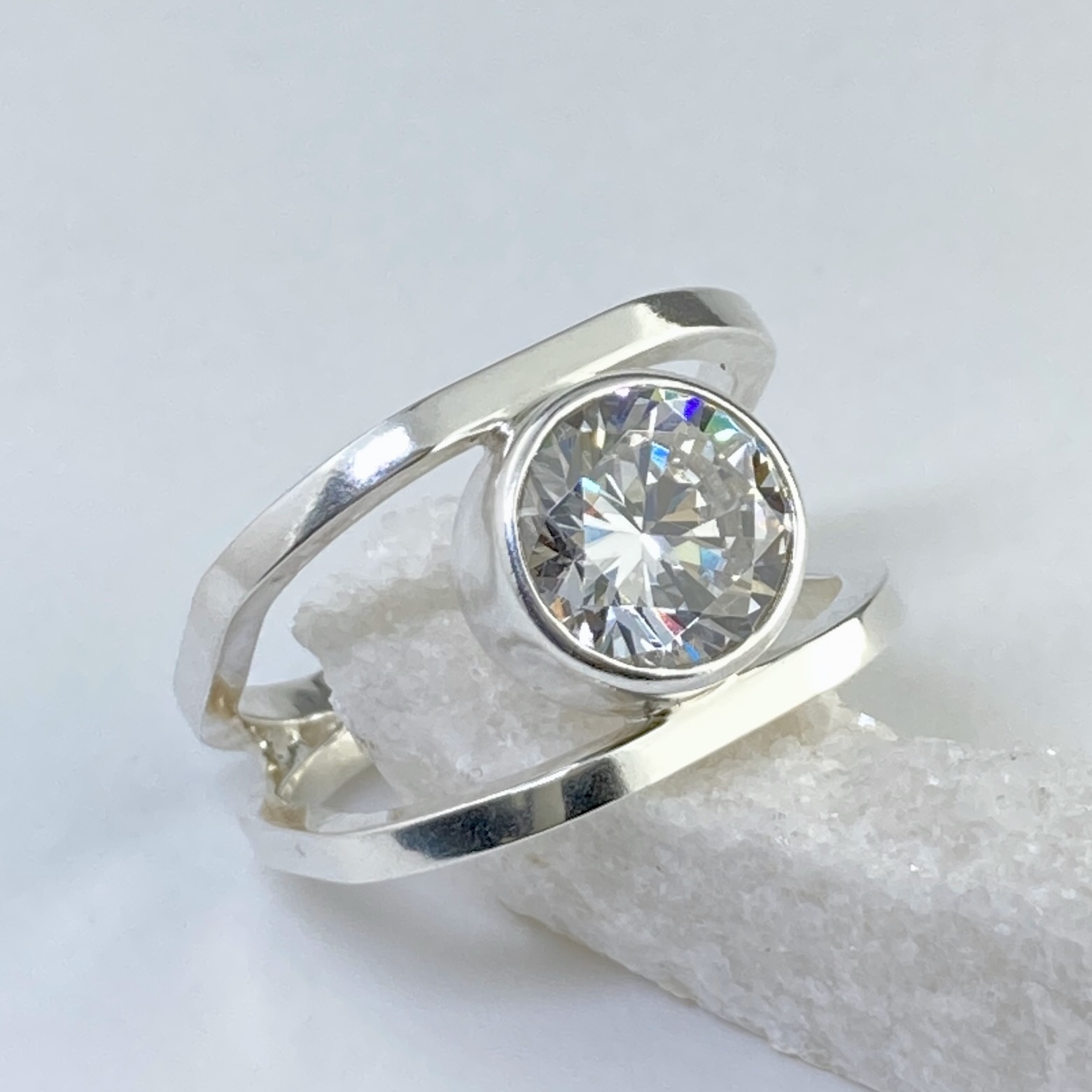 cubic zirconia ring - size 11.75 - Argentium silver octagon double-band - 7 carat - Image 4