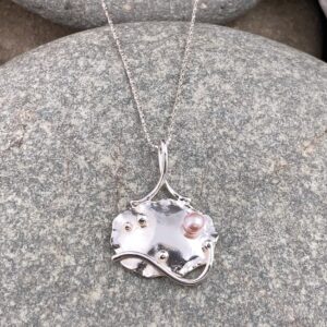 pearl (pink) pendant - Argentium silver lily pad