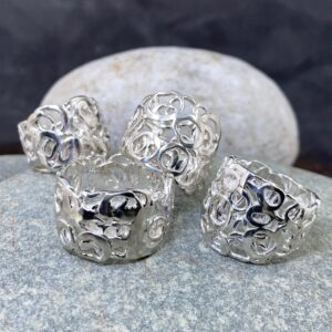 pebbles rings, raw edge - Argentium silver