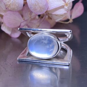 Moonstone Ring – Size 8 – Argentium Silver Double-D Band – 6 Carat