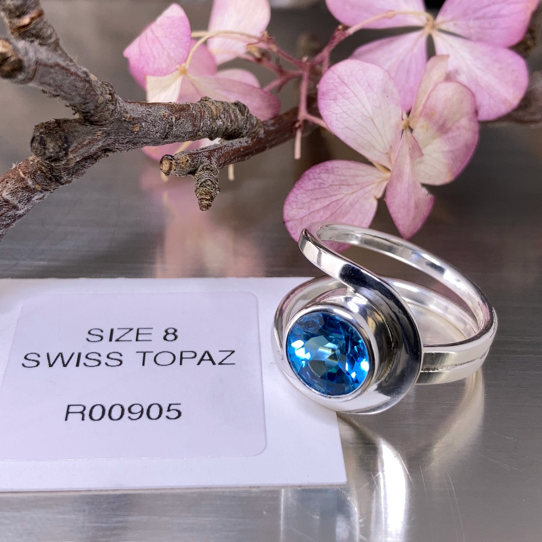 Swiss topaz ring - size 8 - buttonhole - 2.5 carat - Image 2