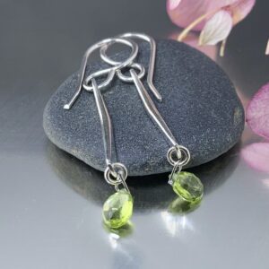 peridot earrings - twist bar - Argentium silver
