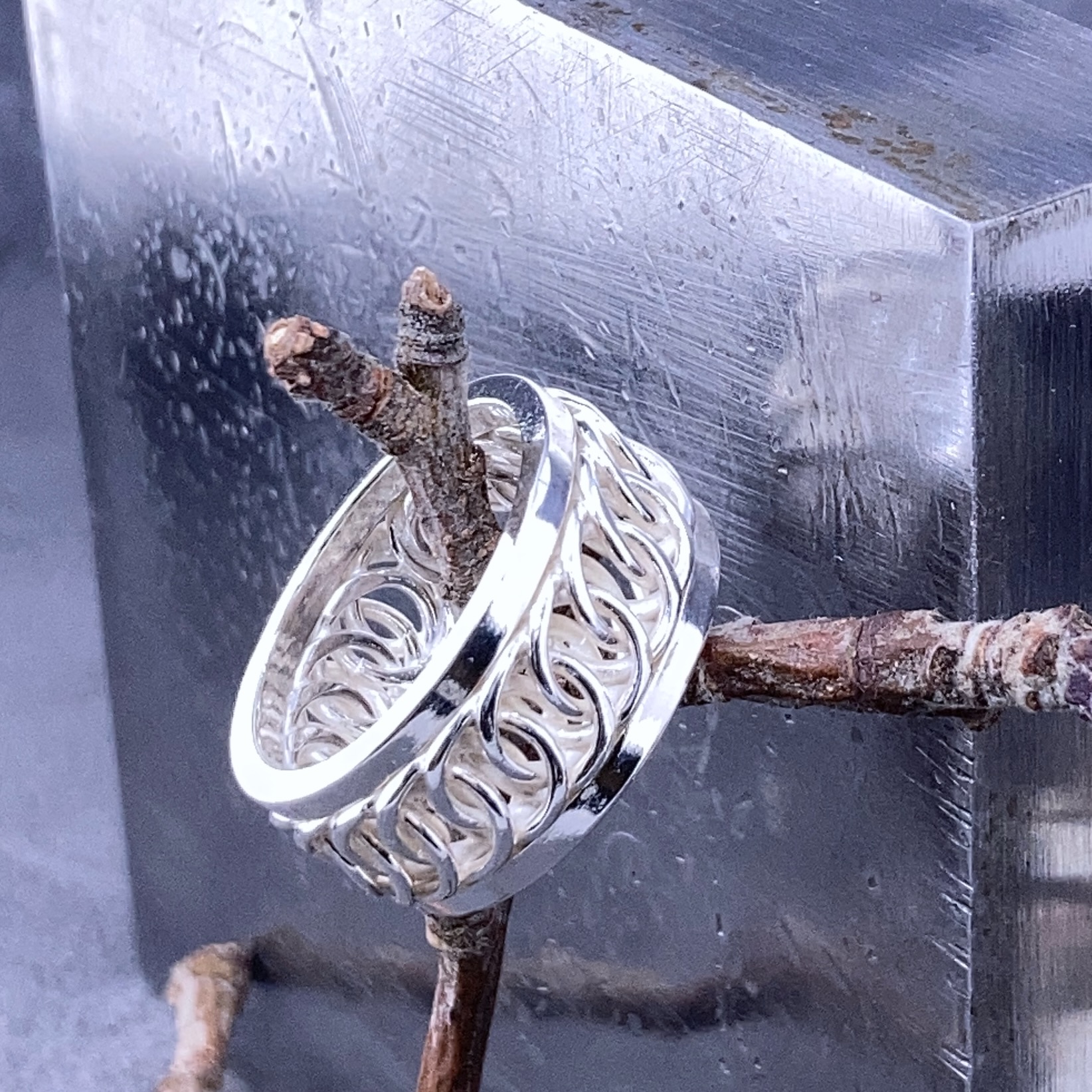 chain maille ring - size 9.5 - Argentium silver fused band - Image 3