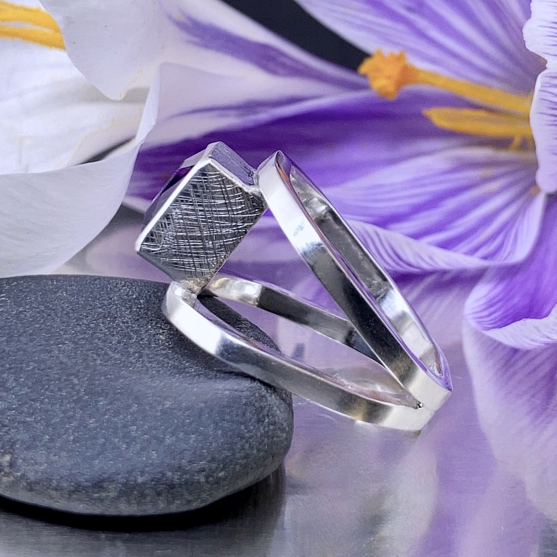 amethyst ring - size 7.5 - octagon double-band - 2.35 carat - Image 4