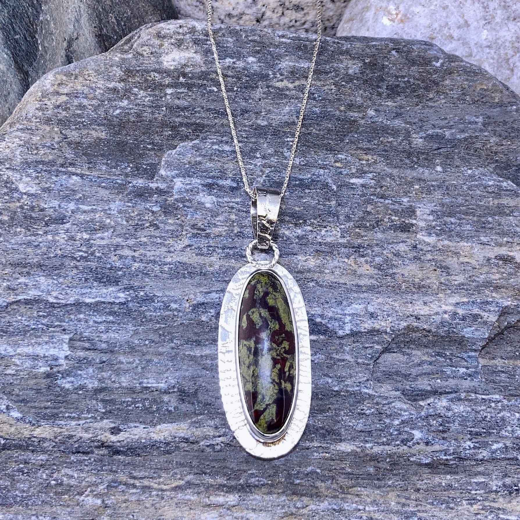dragons blood jasper pendant - Argentium silver - Image 3