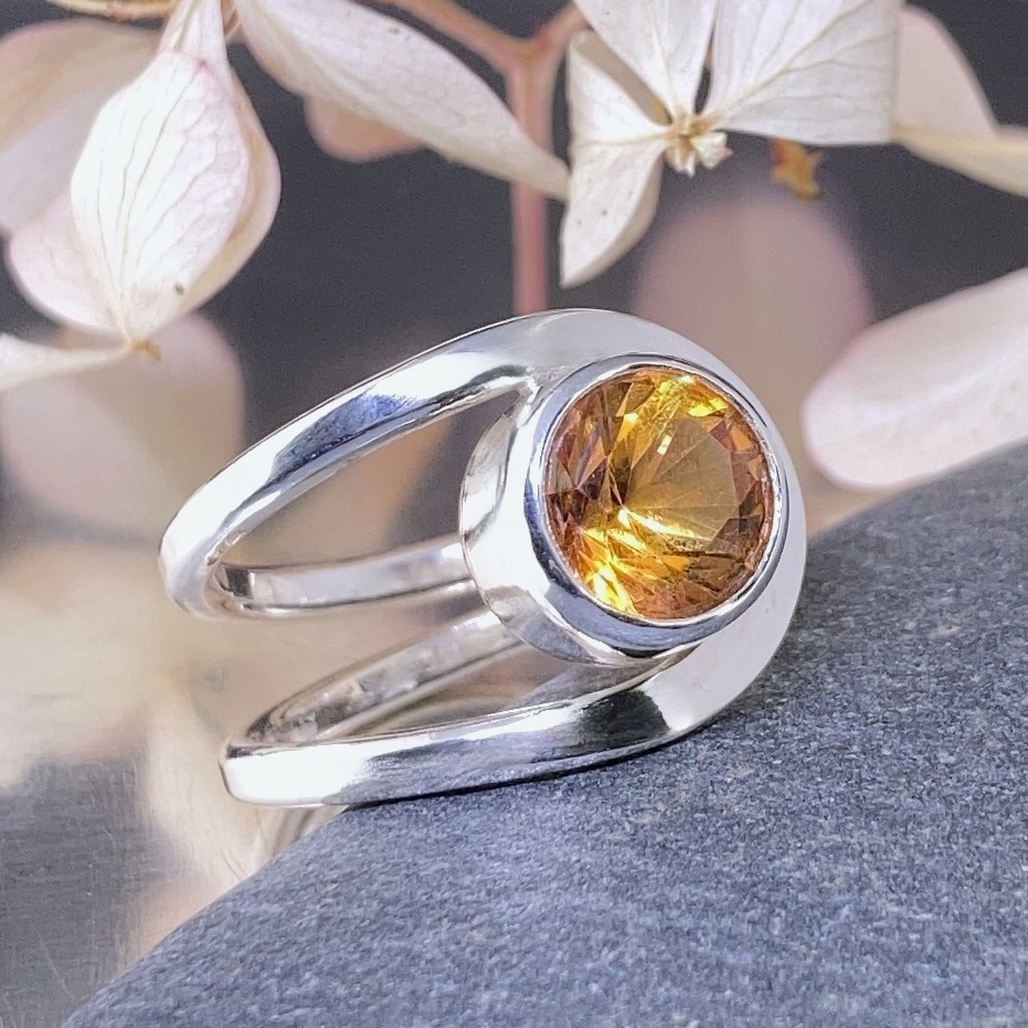 Citrine Ring – Size 7.25 – Argentium Silver Buttonhole Band – 2.5 Carat - Image 5