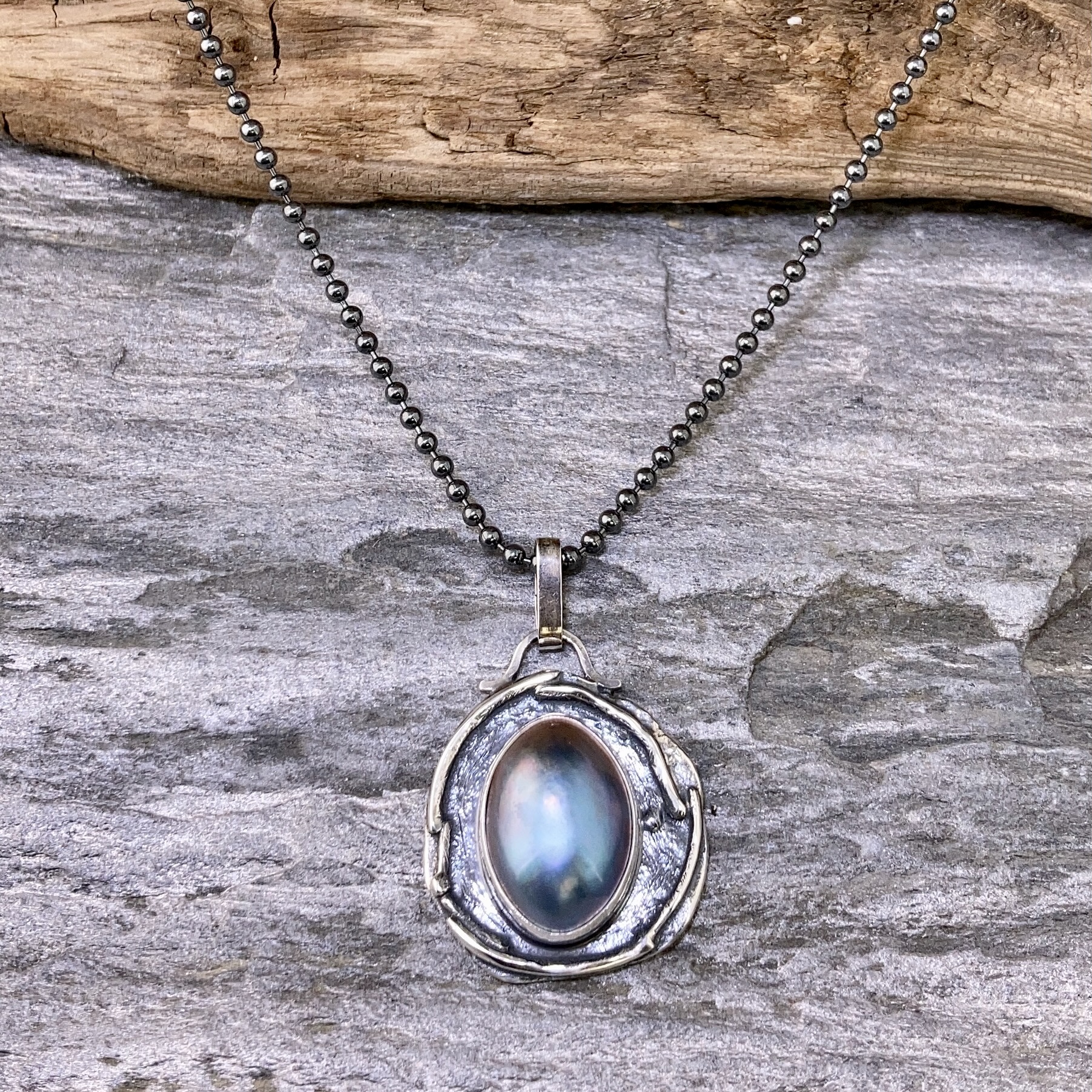 mabe' pearl pendant - Argentium silver wax seal - Image 2