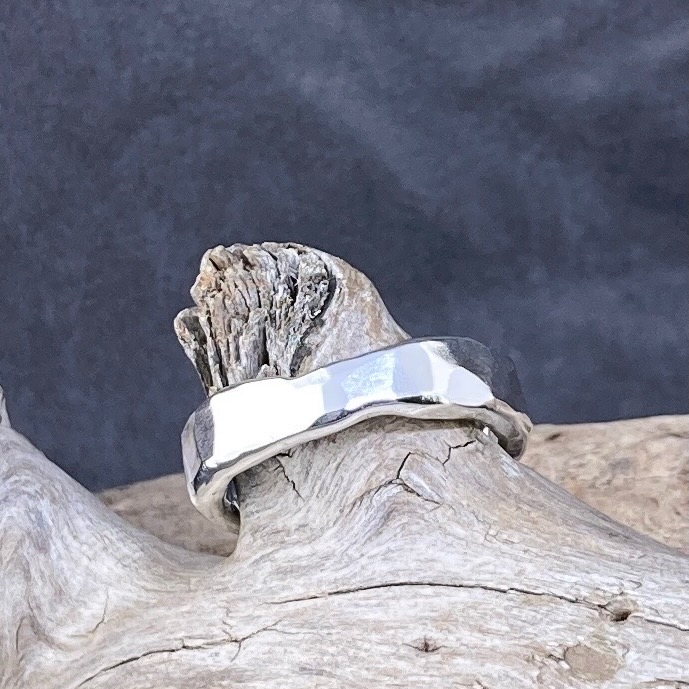 hammered wavy ring – size 8.75 - Argentium silver - Image 4