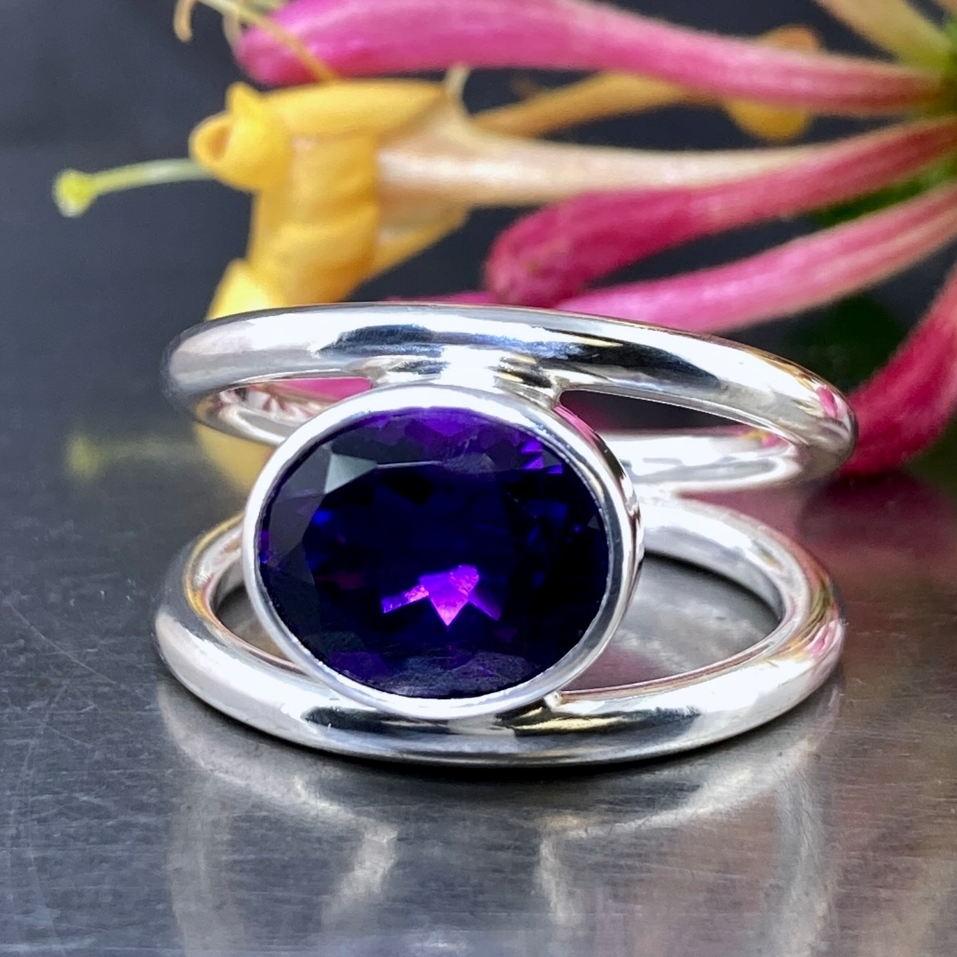 Amethyst Ring – Size 11.25 – Argentium Silver Round Double-Band – 4.5 Carat - Image 3