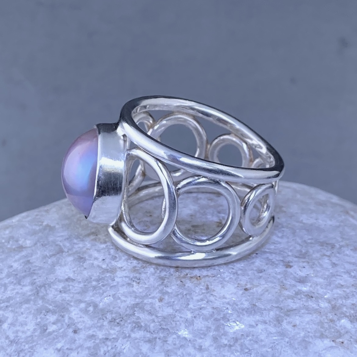 Mabe’ Pearl Ring – Size 9.25 – Argentium Silver Boulder Band - Image 2