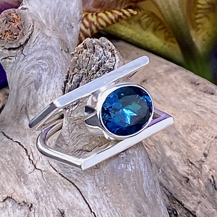 London Blue Topaz Ring – Size 8.25 – Argentium Silver Double-D – 4.5 Carat - Image 5