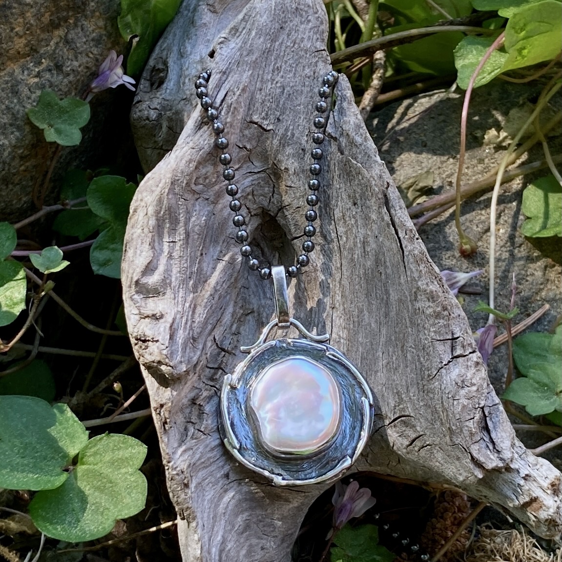 Keshi pearl pendant - Argentium silver wax seal - antique - Image 3