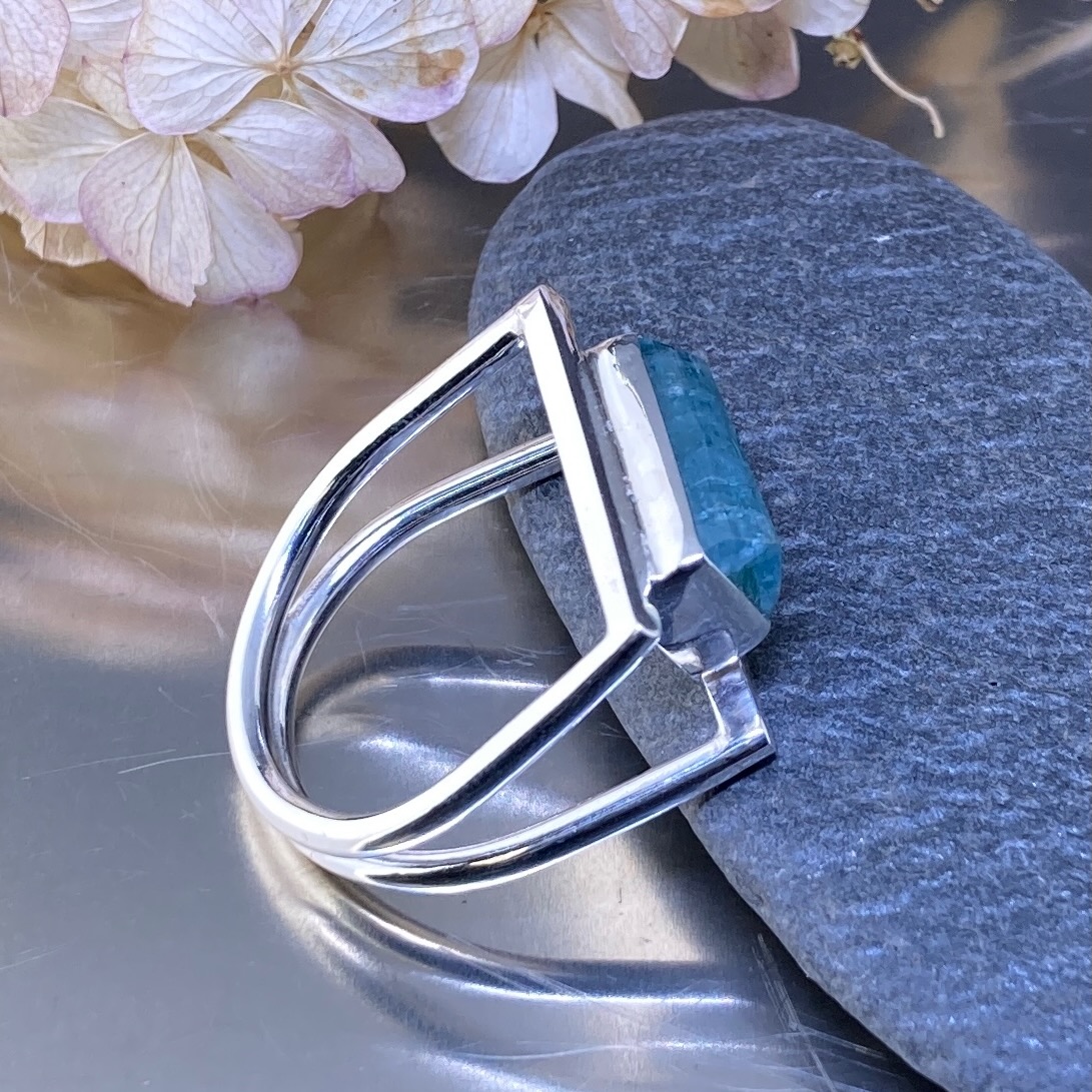 Blue Tourmaline Ring – Size 10.5 – Argentium Silver Double-D Band – 4 Carat - Image 2